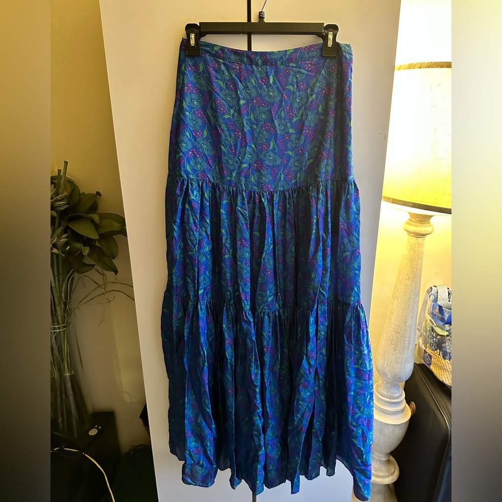New beautiful skirt! Veronica Beard size 2